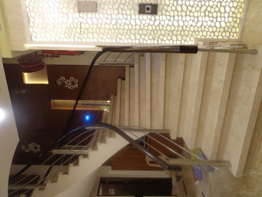 Hotel Taj Princess - Boutique Hotel Делхи Екстериор снимка